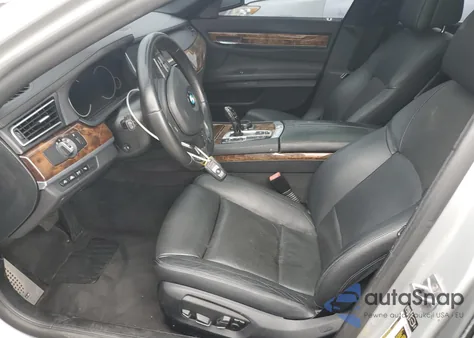 2015 BMW 740 I z USA, uszkodzony, nr VIN WBAYA6C56FD827008